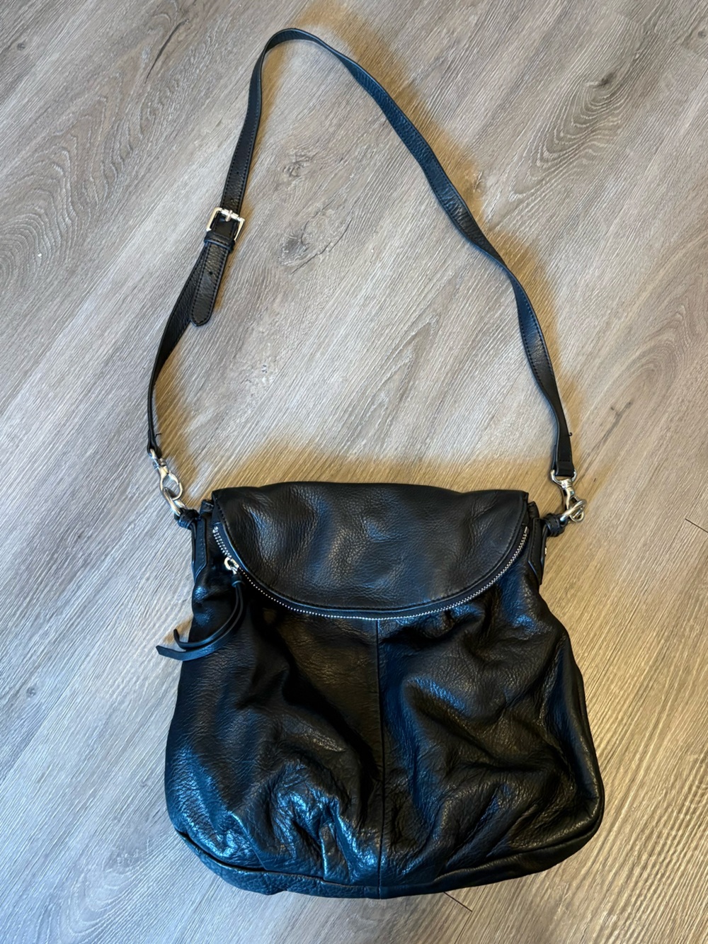 Margot Classic Black Leather Shoulder Bag - Minimalist Everyday Style